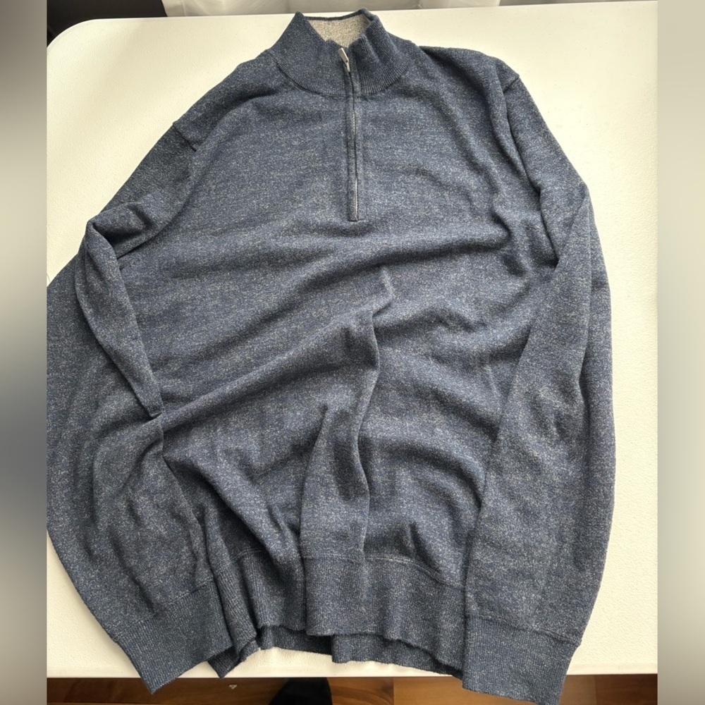 Faherty Gray and‎ Blue Sweater
